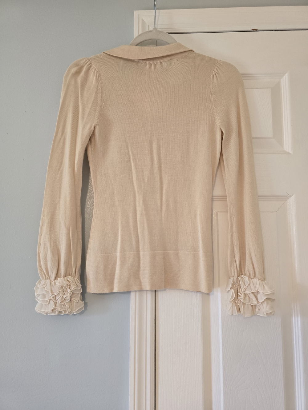 Tuleh Cream Ruffle Cuff Button-Down Top - Picture 2 of 5